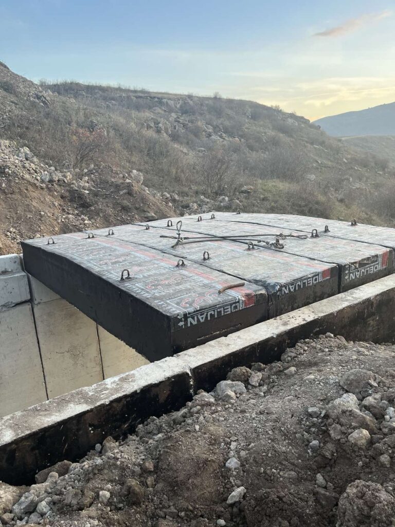 0-02-05-6e2e44bdb7a8800d6296abce24e7739764cdd65ef5cec2d0116a153b5c8c1ddb_8b63fb9e20082278