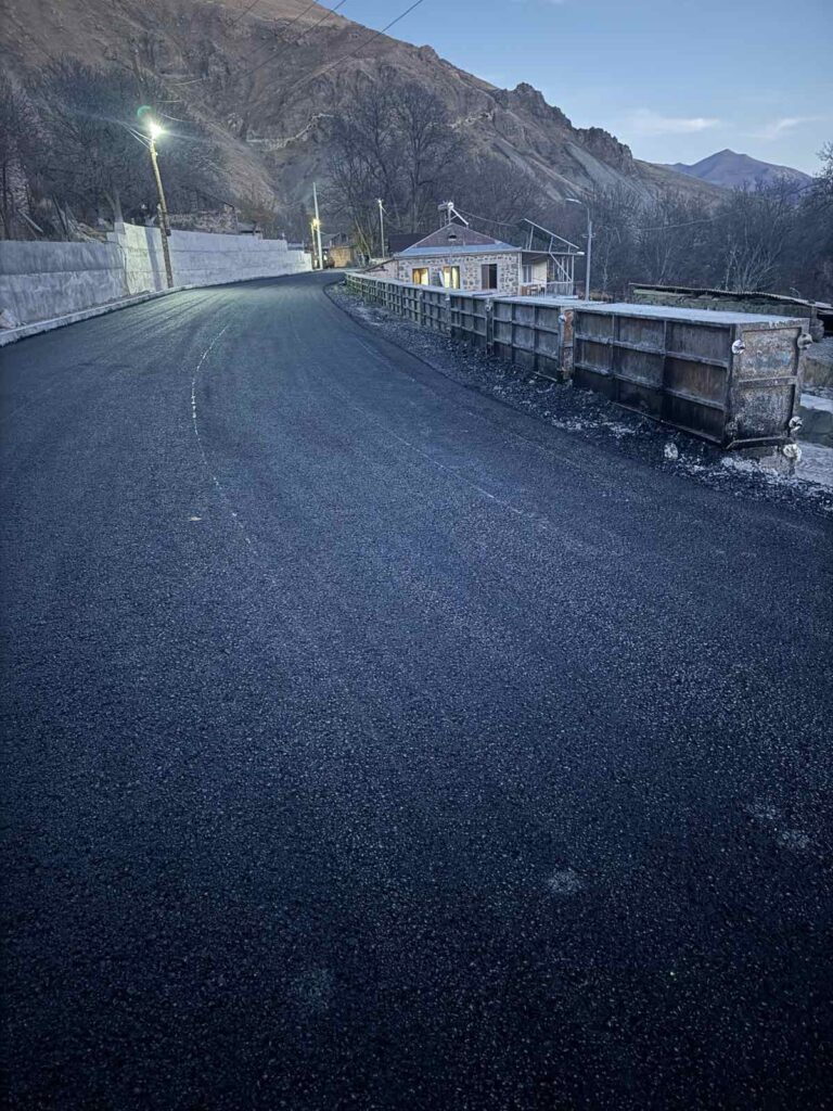 0-02-05-8446002828ccef9f6dc02923011fd46dc0dcb1d2554c481fdd0f4cec40fe7fb9_9a12f8c3fe518066